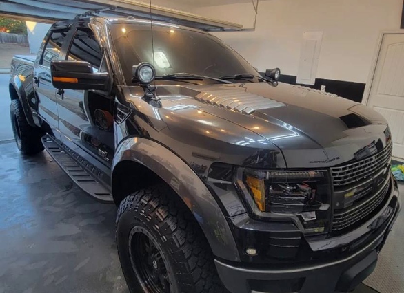 Ford F-150 Raptor SVT.jpeg